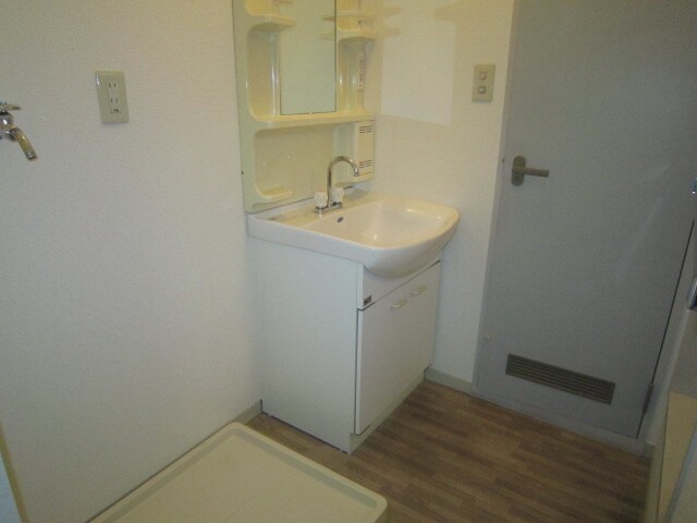 物件内観写真11　(洗面)