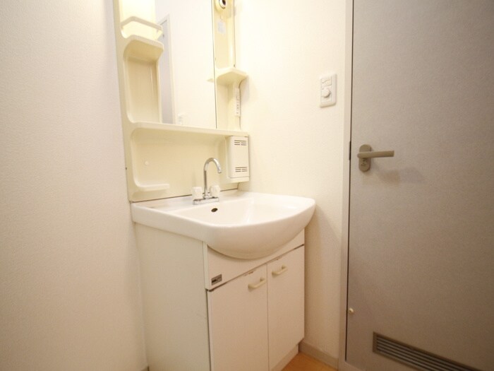 物件内観写真13　(洗面)