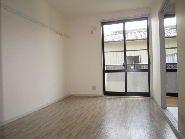 物件内観写真16　(居室)