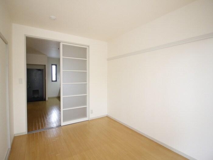 物件内観写真18　(居室)