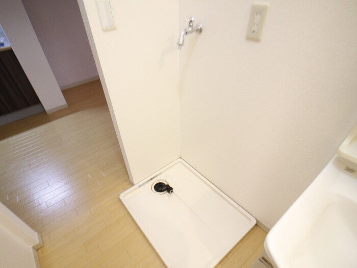 物件内観写真20　(洗濯機置場)