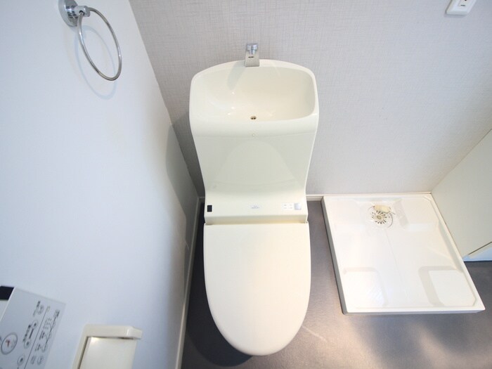 物件内観写真14　(トイレ)