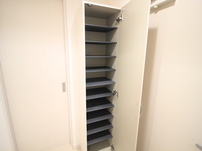 物件内観写真17　(靴箱)