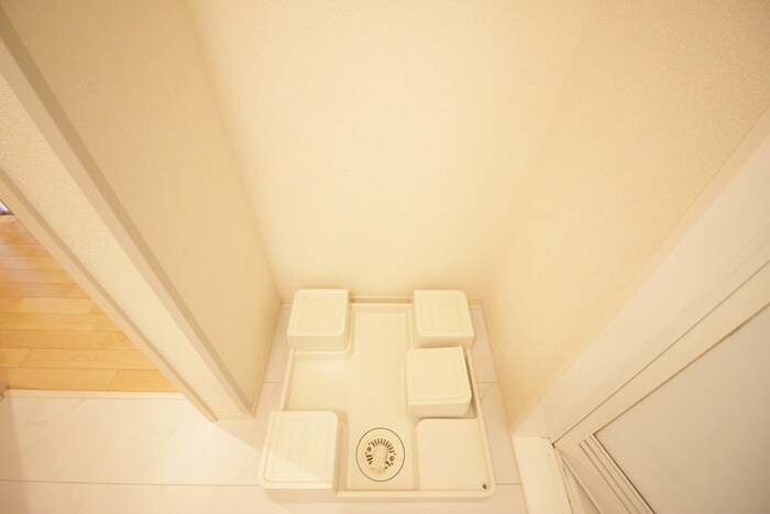 物件内観写真17　(洗濯機置場)