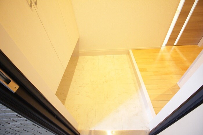 物件内観写真20　(玄関)