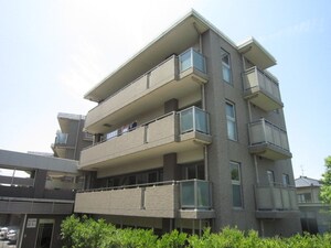 アイユ－八事外観写真