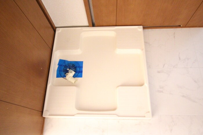 物件内観写真11　(洗濯機置場)