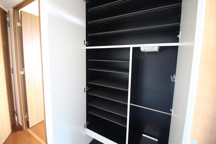 物件内観写真14　(靴箱)