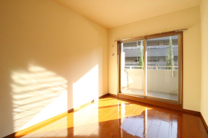 物件内観写真18　(居室)