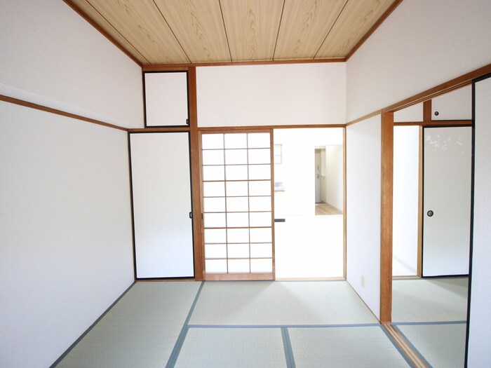 物件内観写真9　(居室)