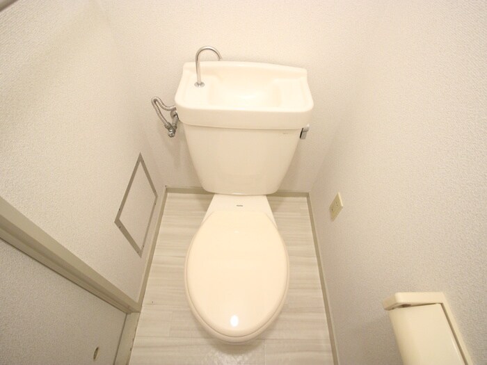 物件内観写真15　(トイレ)