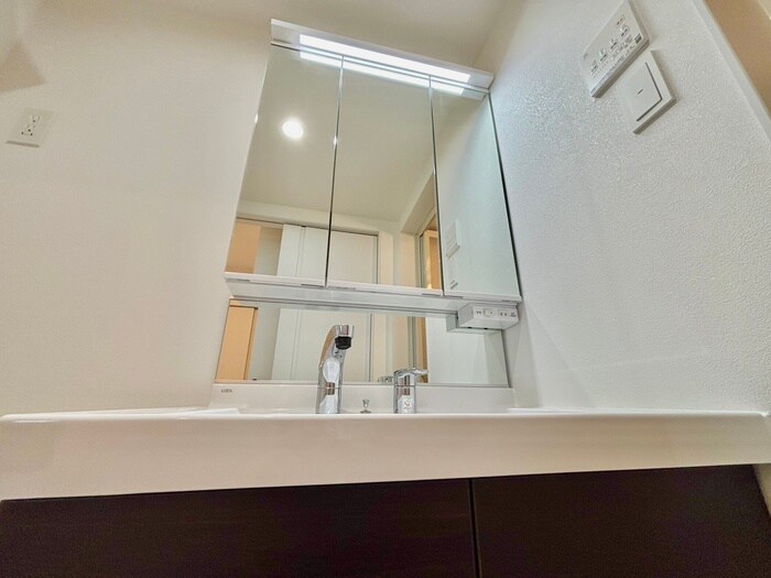 物件内観写真16　(洗面)