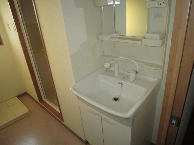 物件内観写真11　(洗面)