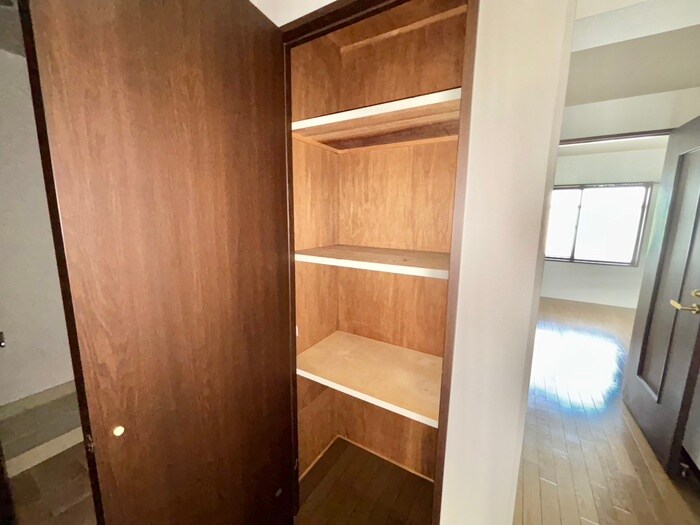 物件内観写真13　(収納)