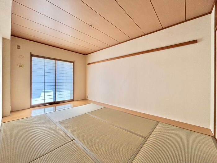 物件内観写真18　(居室)