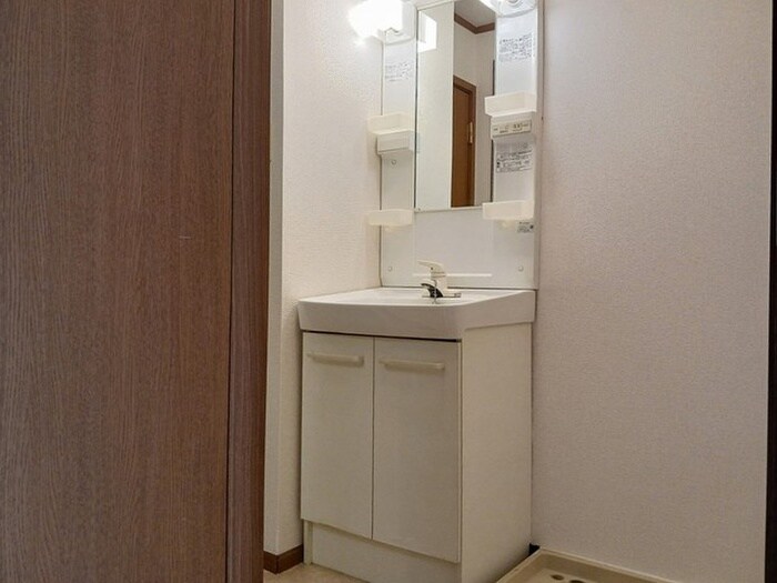 物件内観写真5　(洗面)