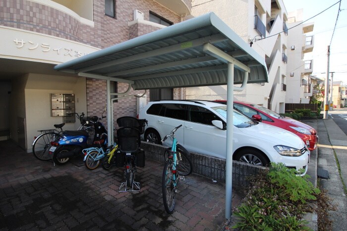 物件外観写真3　(駐輪場)