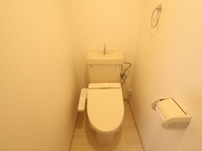 物件内観写真11　(トイレ)