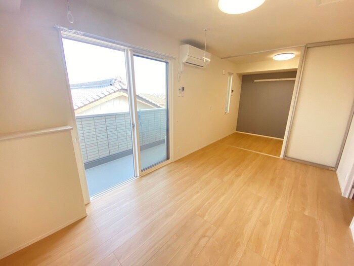 物件内観写真7　(居室)