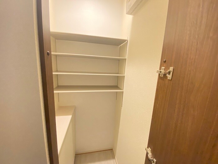 物件内観写真16　(靴箱)