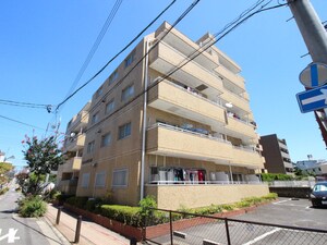 ロジィングス藤井外観写真