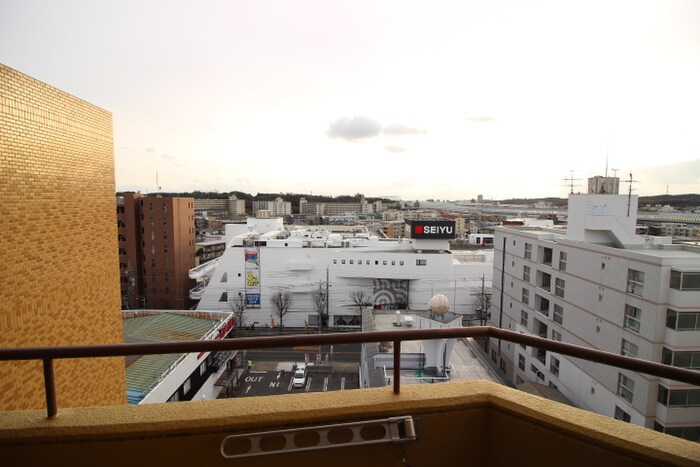 物件内観写真16　(室内からの展望)