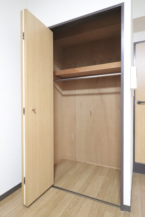 物件内観写真9　(収納)