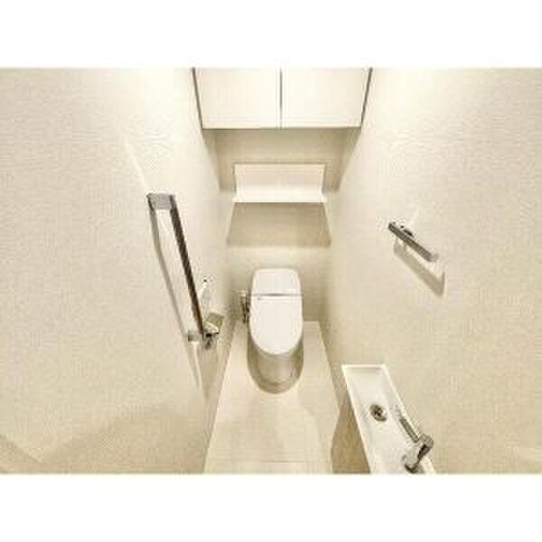 物件内観写真13　(トイレ)