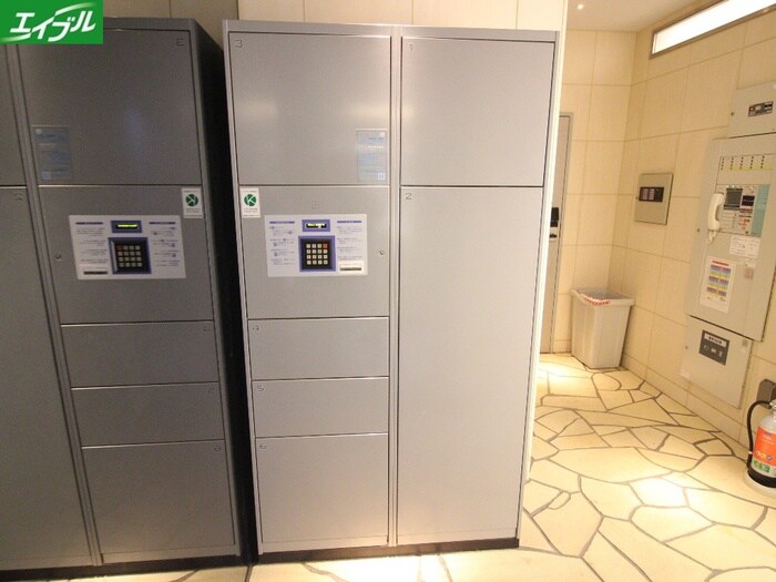 物件外観写真4　(建物設備)