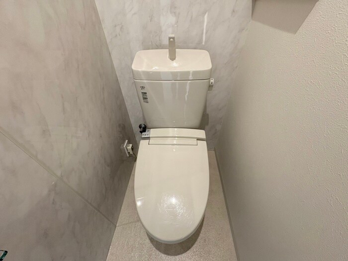 物件内観写真11　(トイレ)