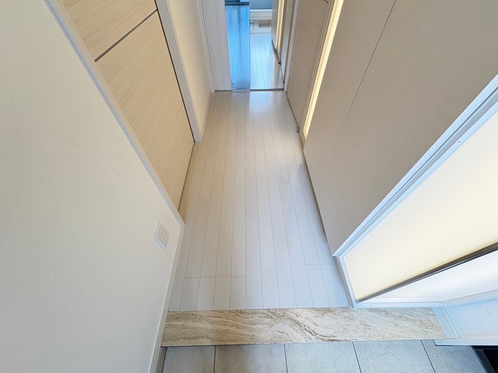 物件内観写真16　(廊下)