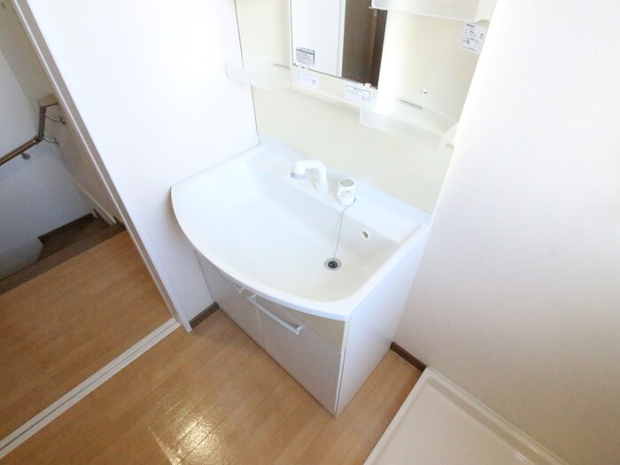 物件内観写真13　(洗面)