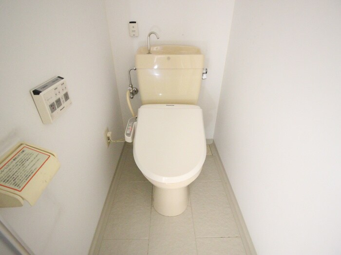 物件内観写真15　(トイレ)