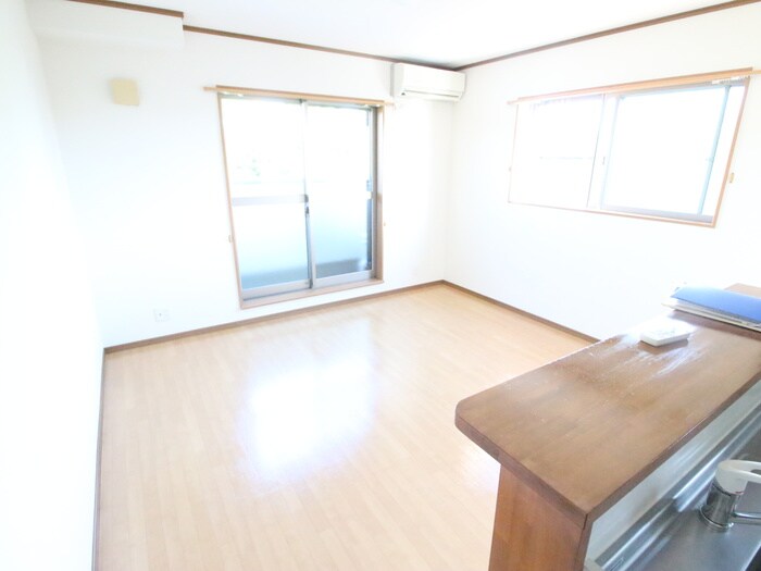 物件内観写真22　(居室)