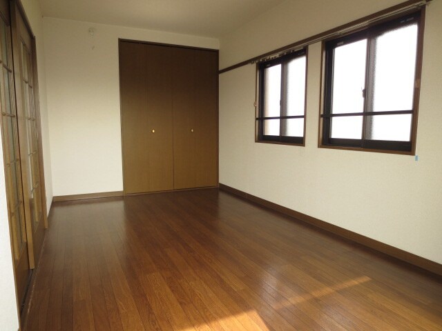 物件内観写真9　(居室)