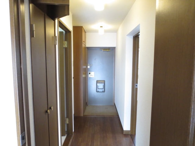 物件内観写真15　(廊下)