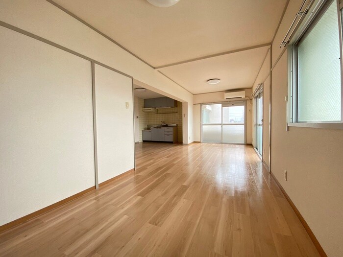 物件内観写真7　(居室)