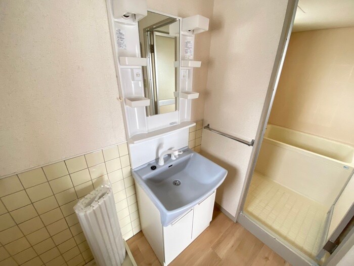 物件内観写真13　(洗面)