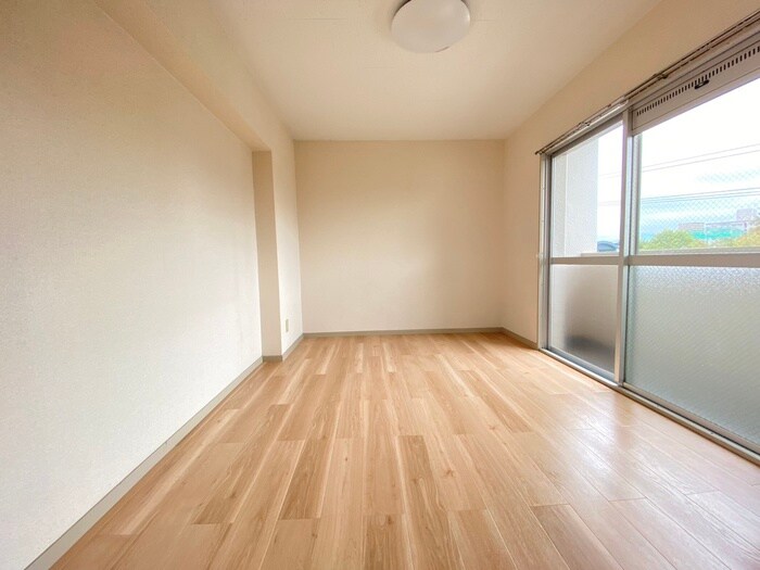 物件内観写真21　(居室)