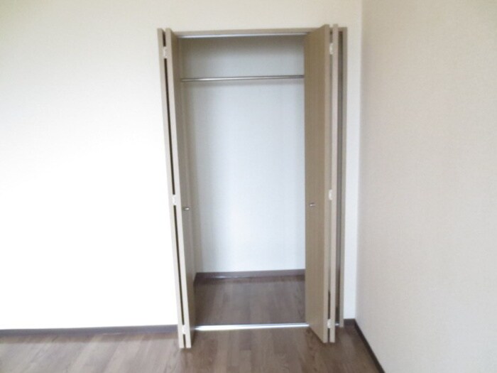 物件内観写真18　(収納)