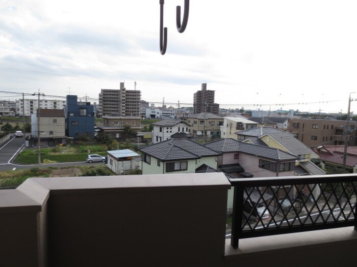 物件内観写真21　(室内からの展望)