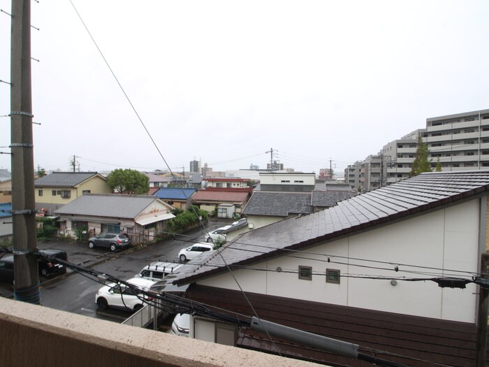 物件内観写真16　(室内からの展望)