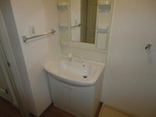 物件内観写真9　(洗面)