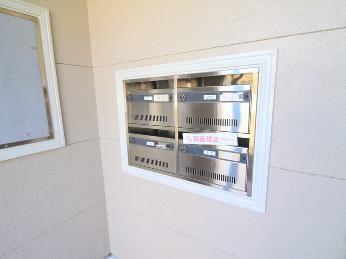 物件外観写真6　(建物設備)