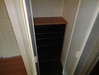 物件内観写真17　(玄関)