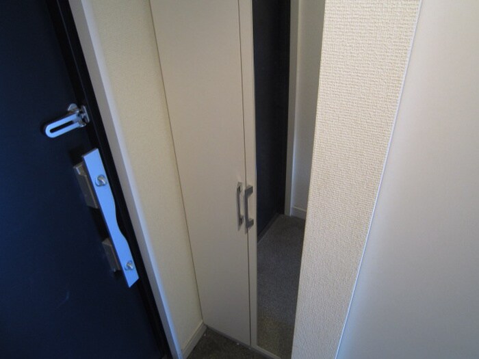 物件内観写真13　(靴箱)