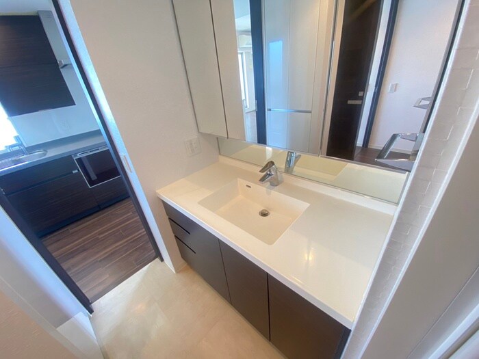 物件内観写真10　(洗面)