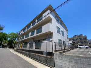 西里パ－クマンション外観写真