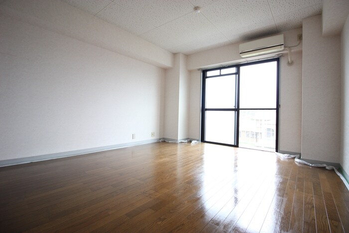 物件内観写真5　(居室)