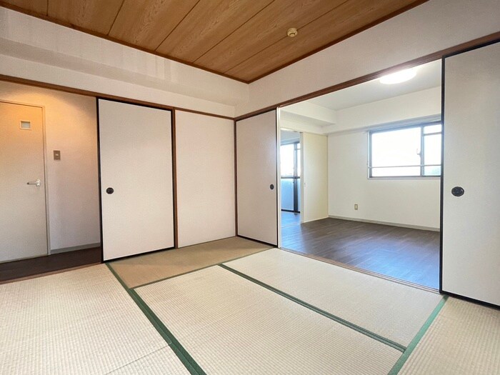 物件内観写真8　(居室)